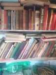 Продавам антикварни книги