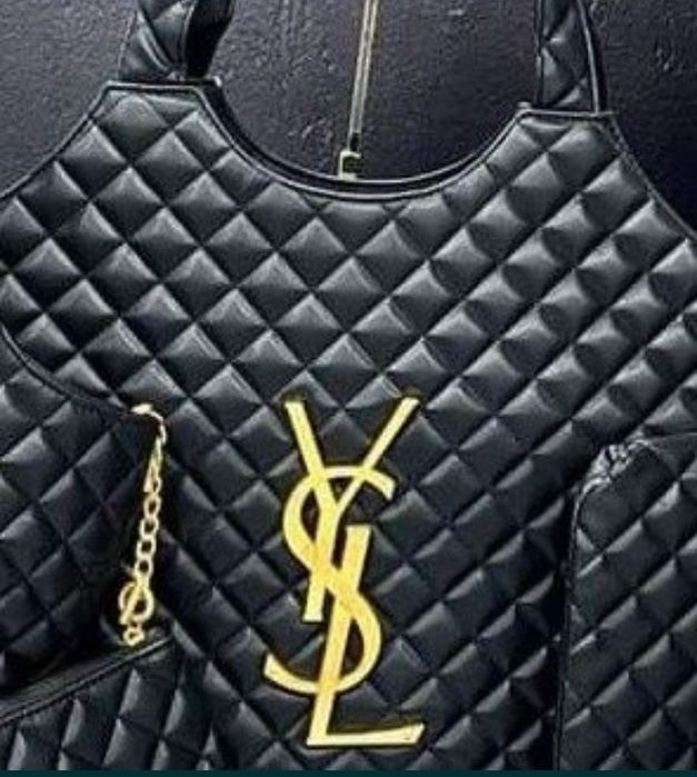 Geanta damă super model/Maxy,logo metalic auriu, saculet, etichetă