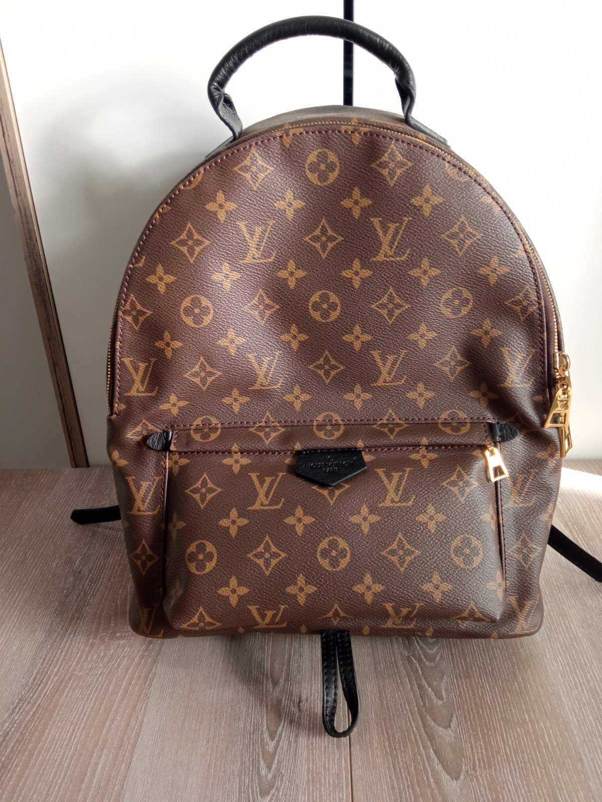 Louis Vuitton Дамска Раница Монограм Шикозна и Практична