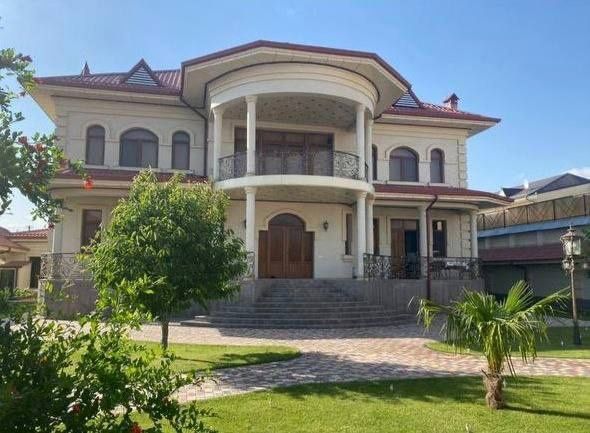 Dom Мирзо-Улугбекский район Продаётся  на Амур Тимур махалла