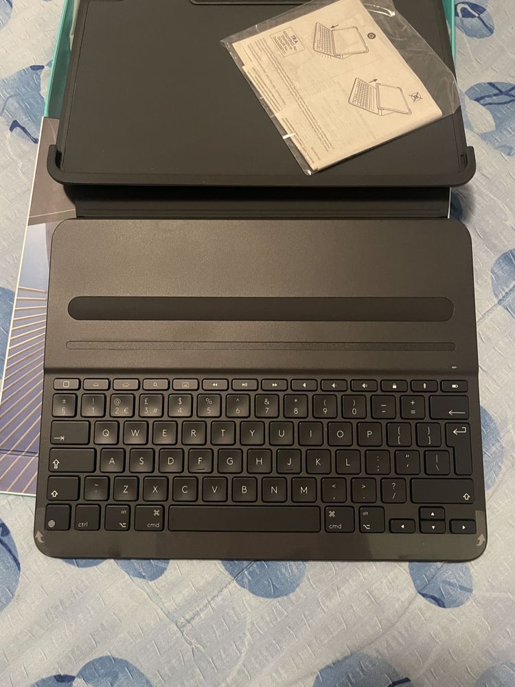 Husa + Tastatura Bluetooth LOGITECH Slim Folio Pro iPad Pro 12.9inci