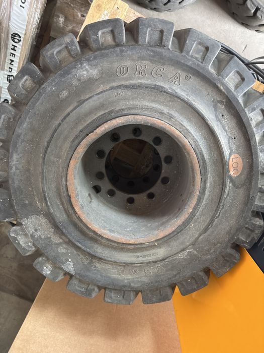 Гуми с джанти за мотокар 3.5 t STILL R60/25-30