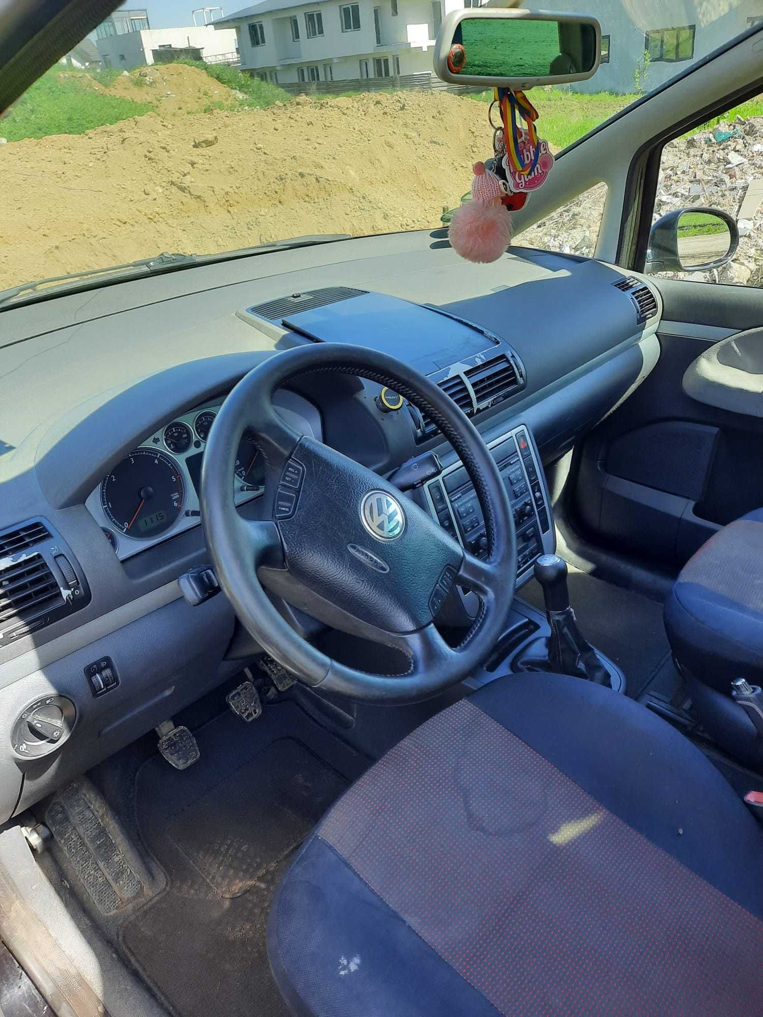 Piese din dezmembrari VW Sharan 2.0TDI BRT 7 locuri 2007
