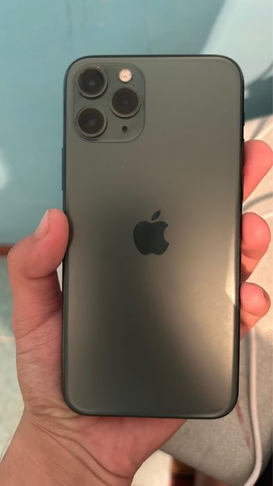 Айфон 11 про емкость 66