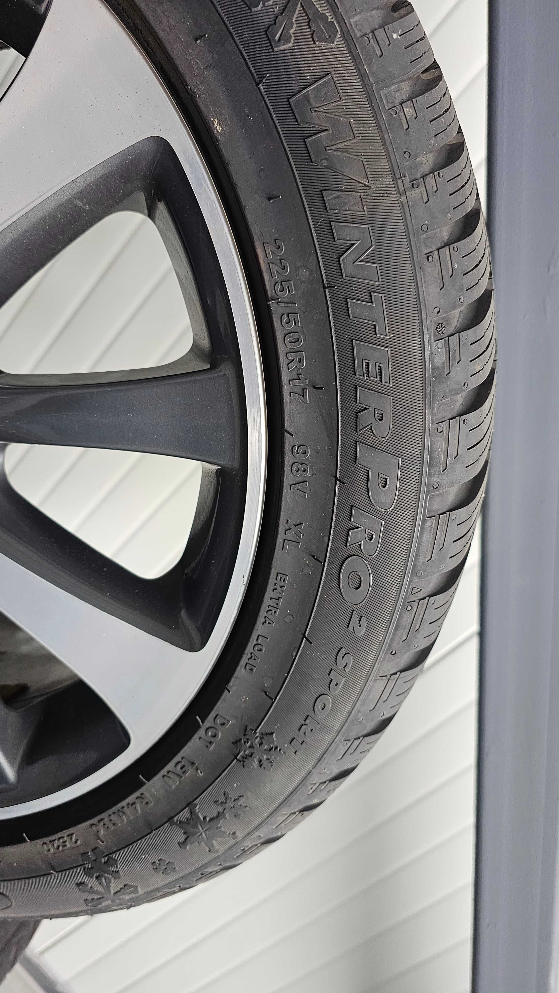 17" 5x114.3 с гуми 225/50 R17 Honda Civic