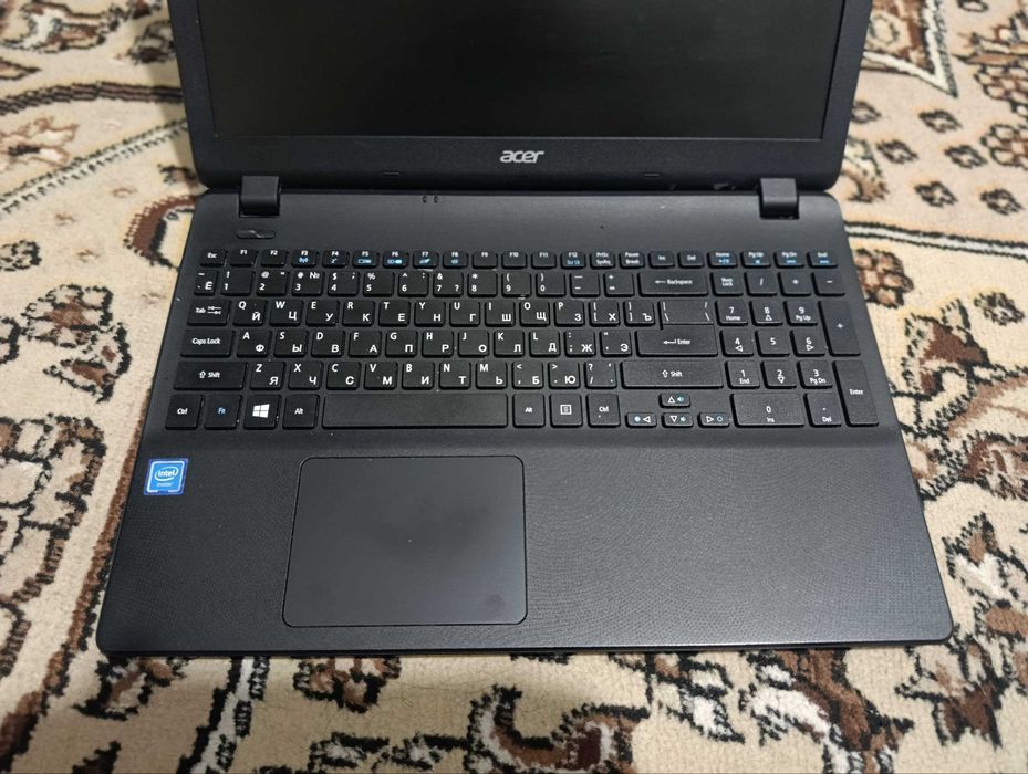 DEYARLI yangi noutbuk sotiladi