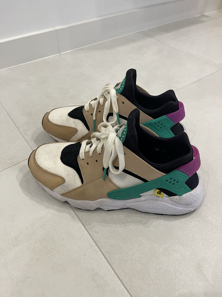 Маркови мъжки кецове - Nike, Asics