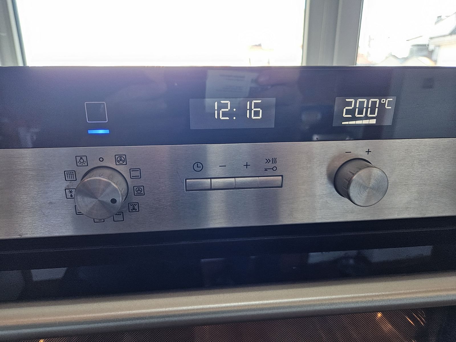Фурна за вграждане Simens HB75AA560S/01