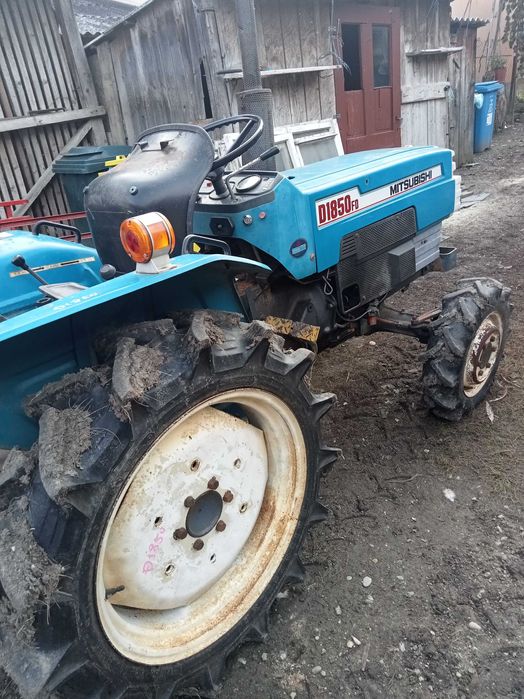 Tractor Mitsubishi