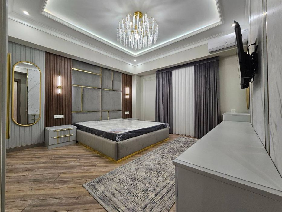 Жилой комплекс Мадрид! 3х комнатная уникальная квартира 115м2! Новая!