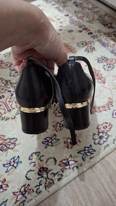 Продам туфли лодочки в идеальном состоянии 36р