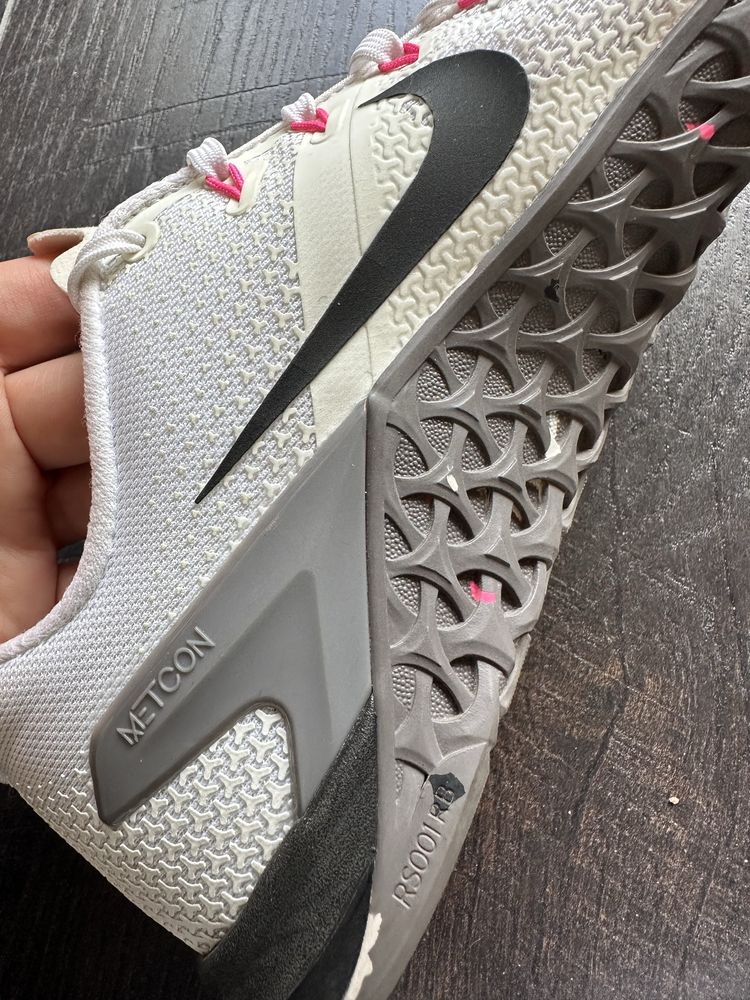 Маратонки Nike Metcon като нови