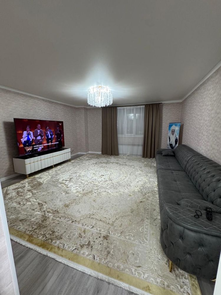 Продам шикарную трёхкомнатную квартиру в элитном районе
