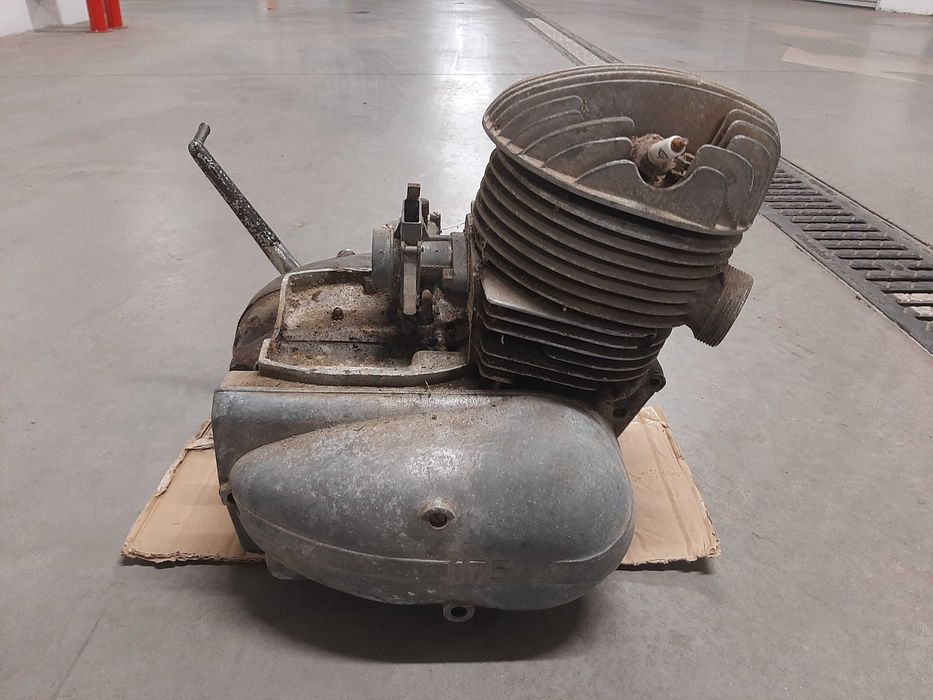 Двигател за Jawa 175 куб. см от 70те години