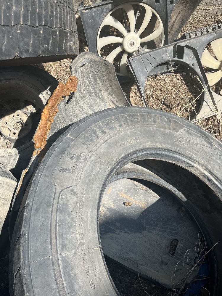 MICHELIN X Multi Energy D 315/70 R22.5 154 L 4