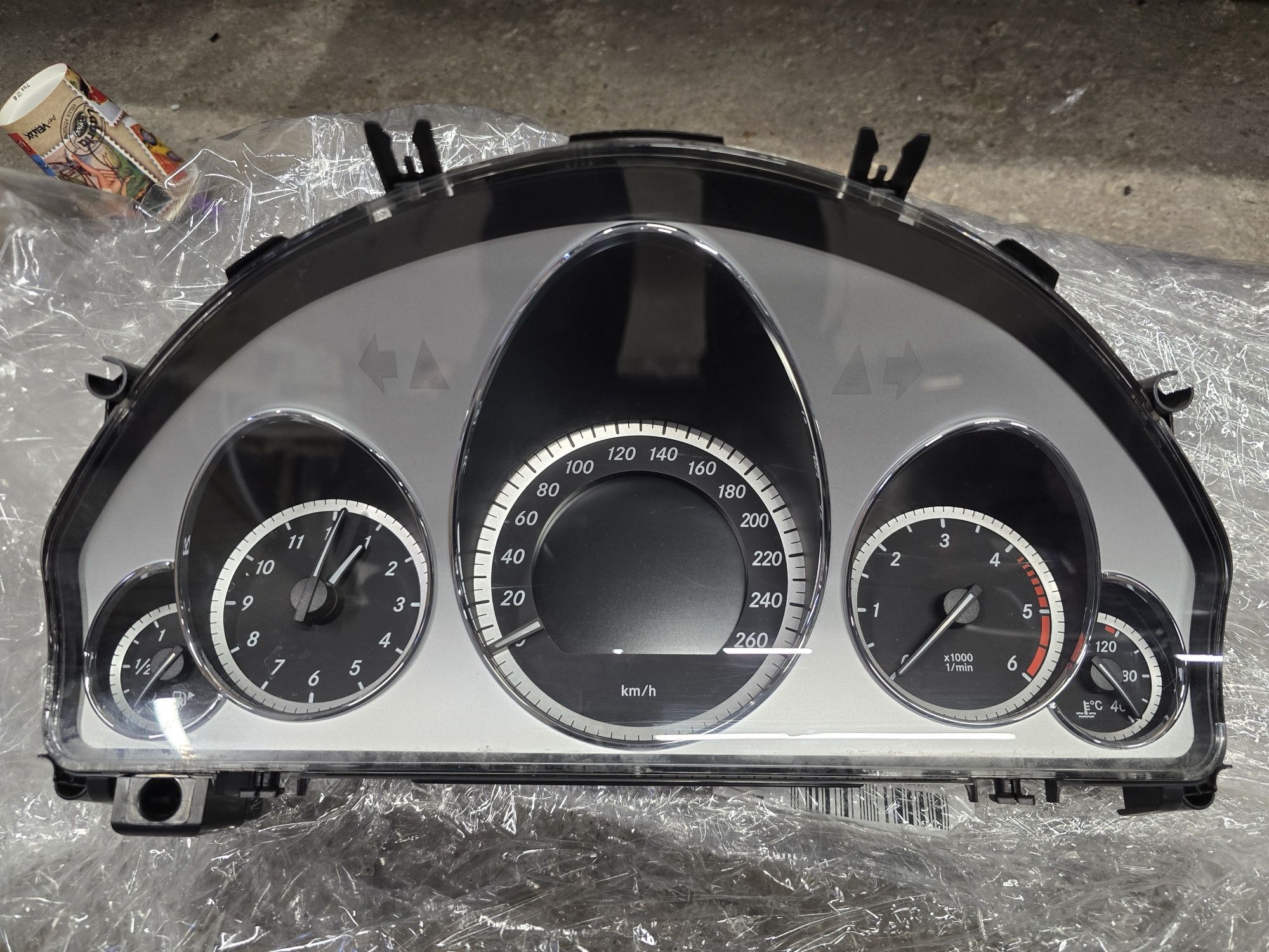 NTG 4.0 с чейнджър дисплей километраж mercedes 212