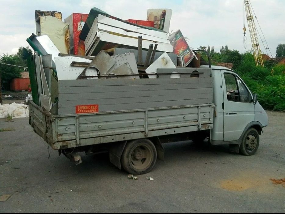 Вывоз мусора старой мебели дешевле всех. Утилизация на свалку