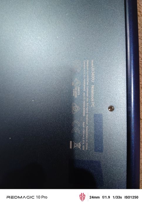 Laptop Asus super slim I5 gen 8 win 11
