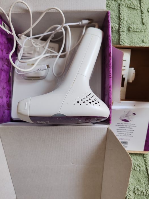 Vând epilator Silk'n Flash & Go