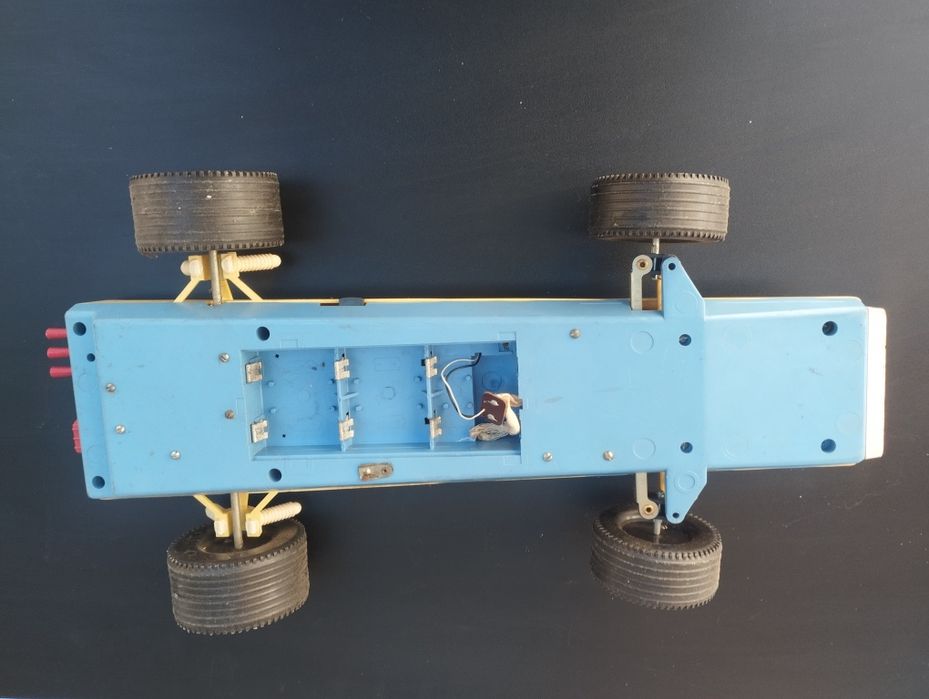 съветска състезателна кола от 80-те години