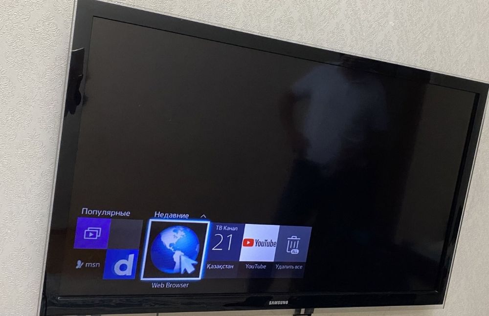Смарт телевизор Samsung 81 см WiFi YouTube