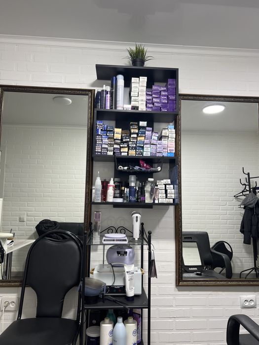 Полка на стену под книжки