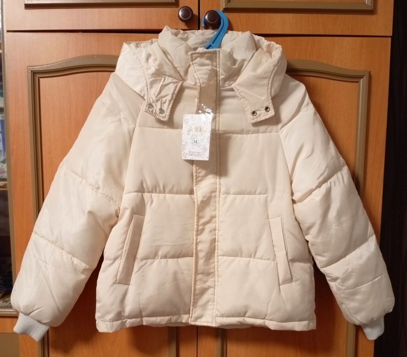 Продам зимнюю куртку