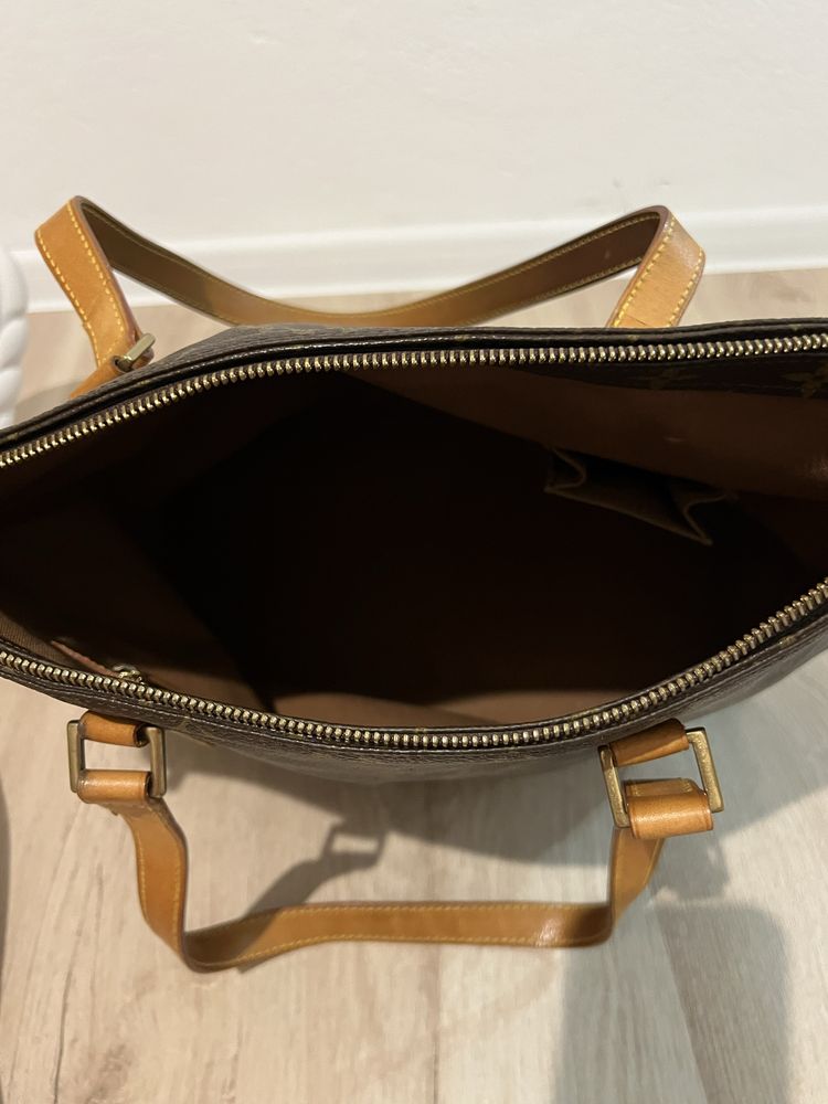 Продавам чанта Louis Vuitton