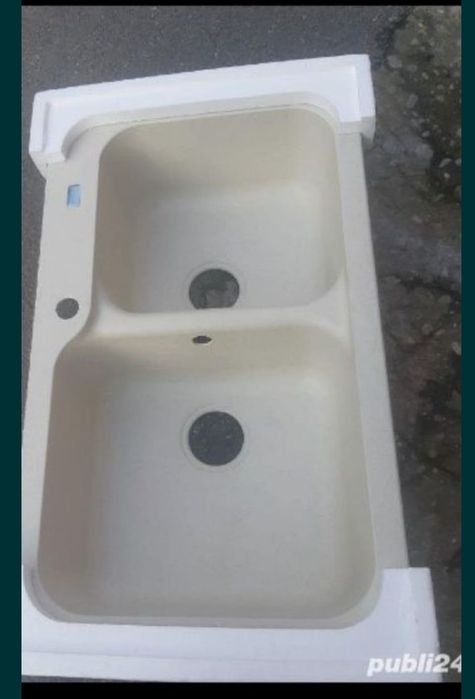 Dulap cu oglinda pentru baie ,montare suspendat ,chiuveta cu doua cuve