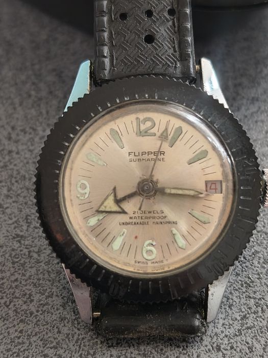 Flipper submarine watch