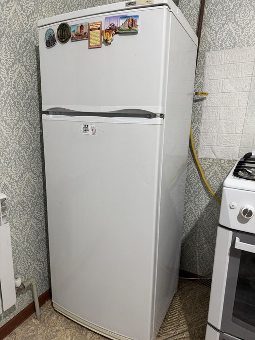 Холодильник сатылады