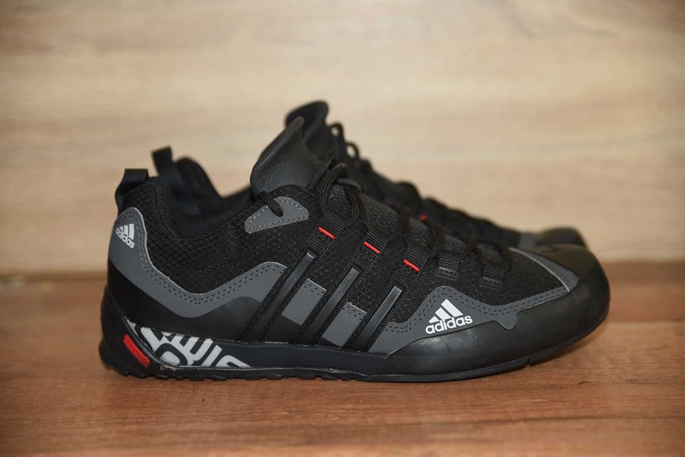 Adidas Terrex оригинални 42 номер на едно излизане