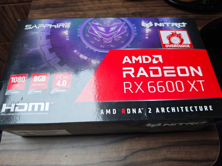 Saphire Radeon RX 6600 XT 8 GB Nitro+