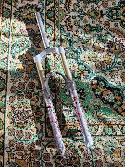 Marzocchi Bomber Z1. 130mm 26 кл(каспий рассрочка есть)