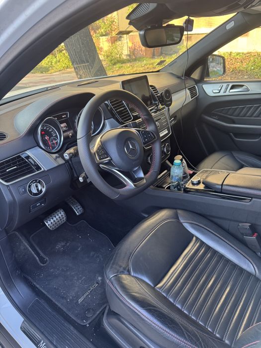 Vand Mercedes GLE coupe 350 4 matic impecabil