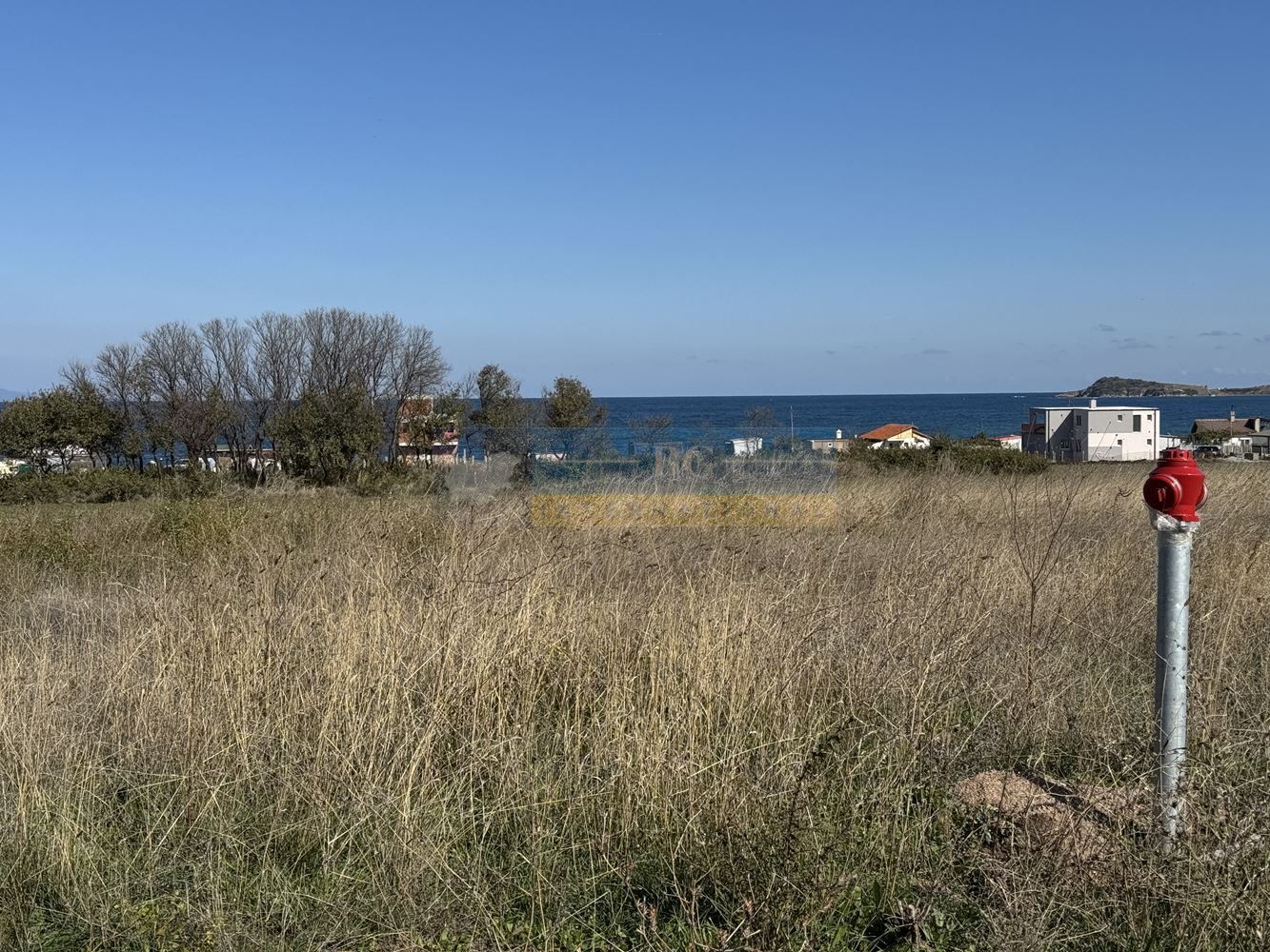 Парцел в гр.Черноморец площ 3978 _150 м до морето
