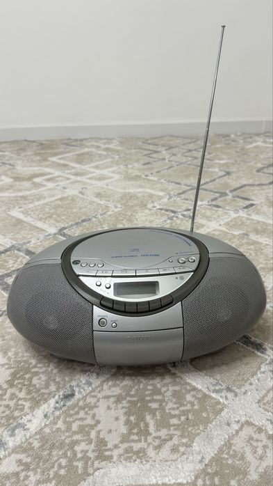 Sony магнитофон, cd, касетник, радио
