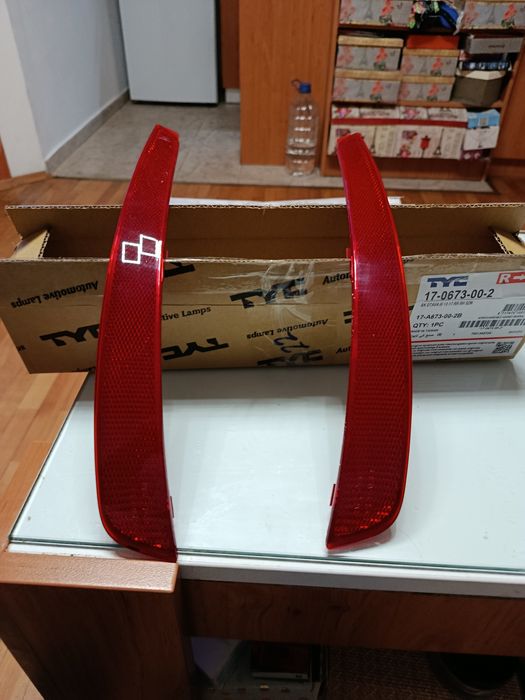 Светлоотразители Шкода Октавия 3