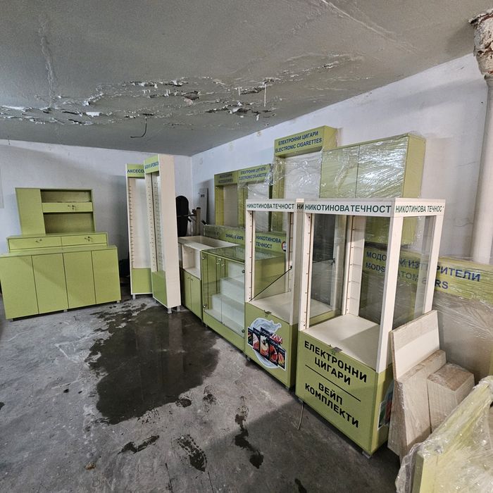 Стъклени витрини с LED осветление!