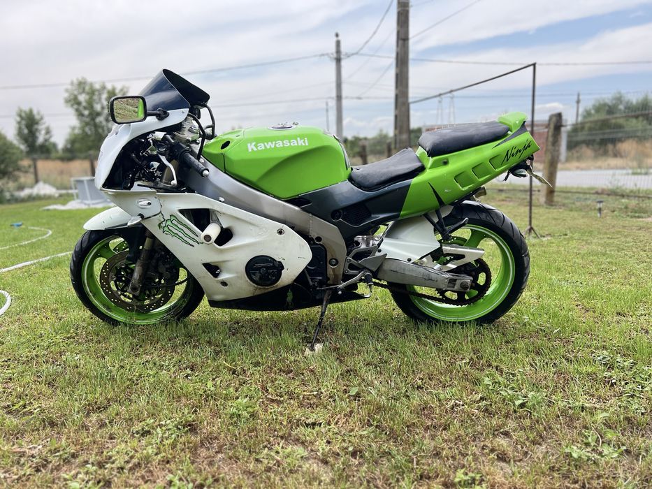 Kavasaki zx R 400 cm
