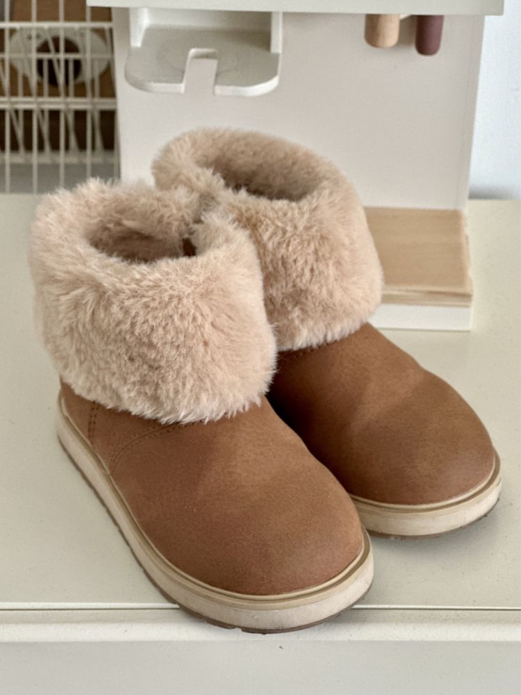 Zara Детски ботуши с косъм - номер 23