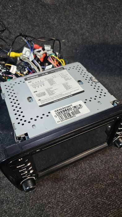 Navigatie dedicata Audi TT 8J
Stare buna de functionare 
Se vinde exa