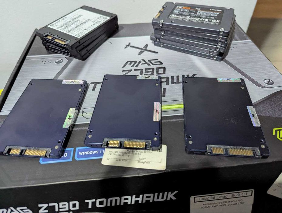 3x SSD Micron_5200_MTFDDAK3T8TDC