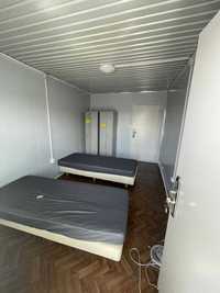 Container cu dormitor și baie
