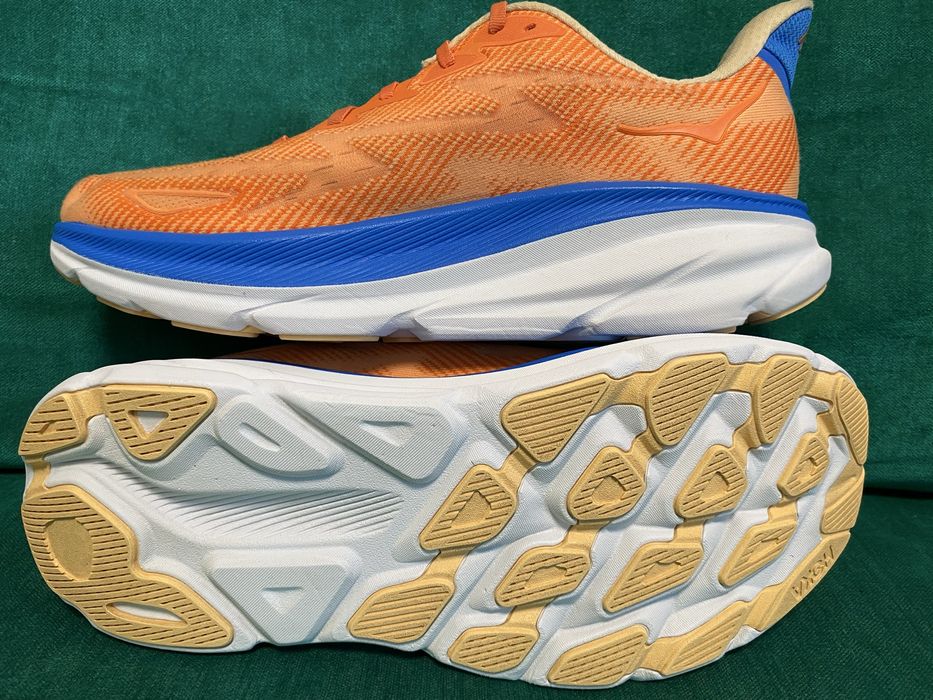 Pantofi sport HOKA Clifton 9 marimea 45 si 1/3