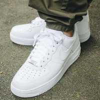 Adidasi AIR Force 1 Low - Model Universal