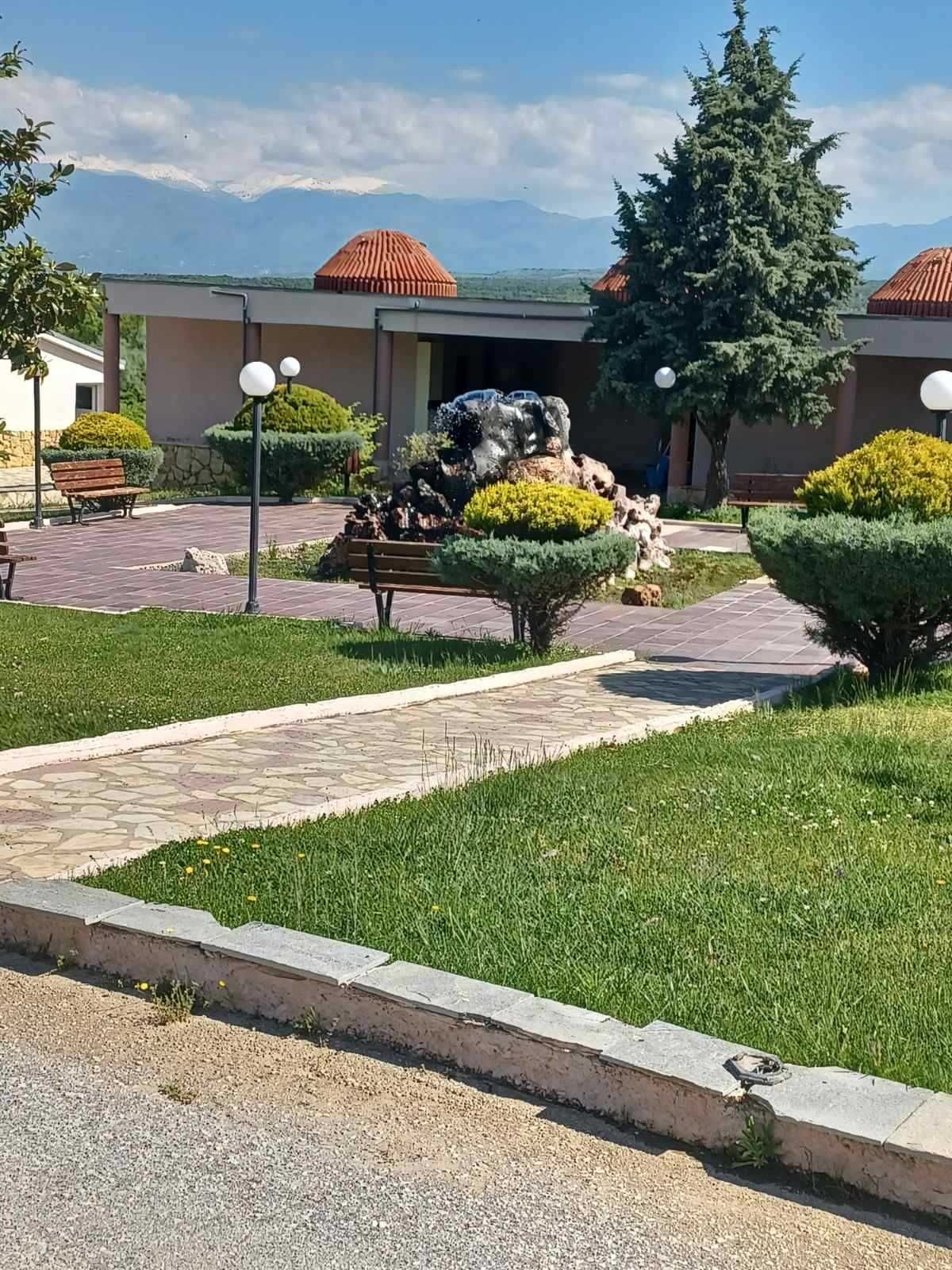 Продава 2 бизнес парцела 11500м2 в центъра на курорт Ангистро, Гърция