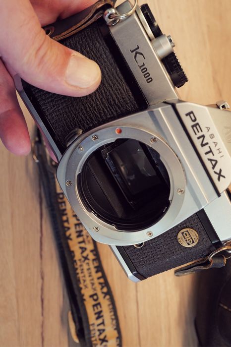 Aparat foto film Pentax K1000 husa original obiectiv 55mm
