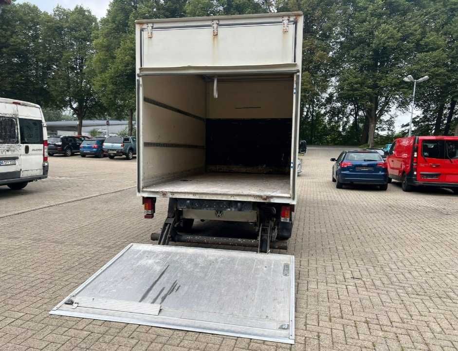 VW Crafter 2.5 TDI - 2008 г., товарен фургон с падащ борд