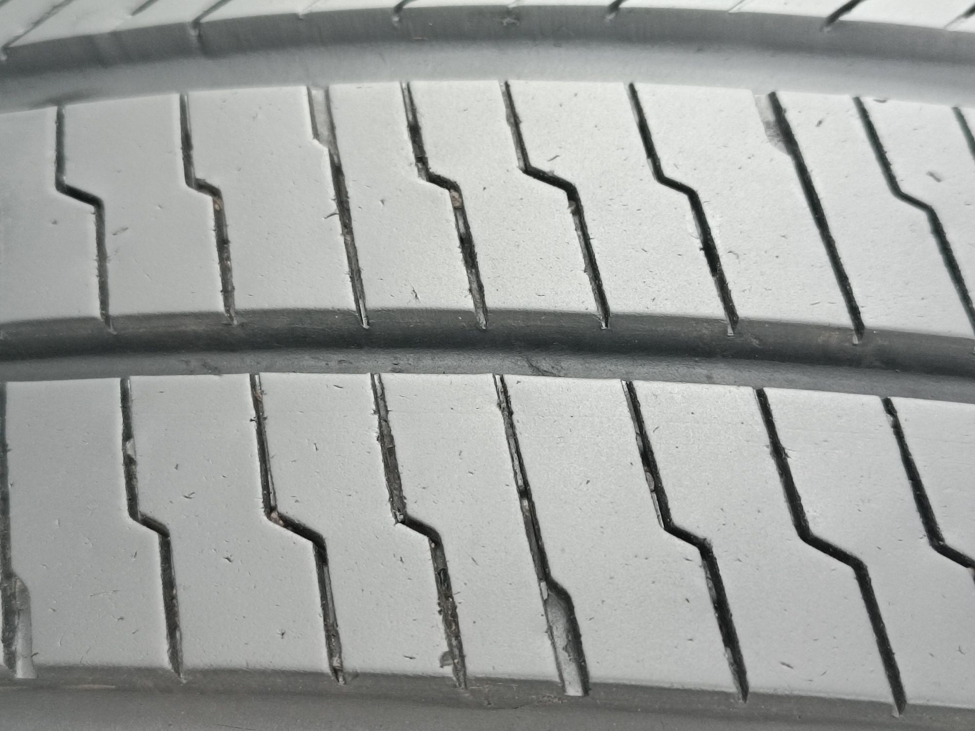 225/65/16 С Continental Дот 2021